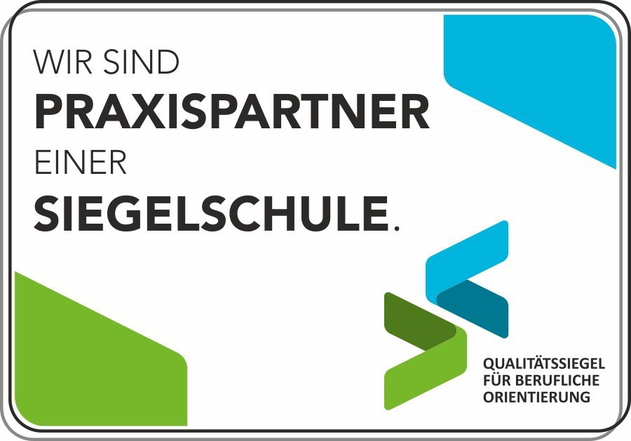 Qualitätssiegel in weiß grün und blau: "Wir sind Praxispartner einer Siegelschule"